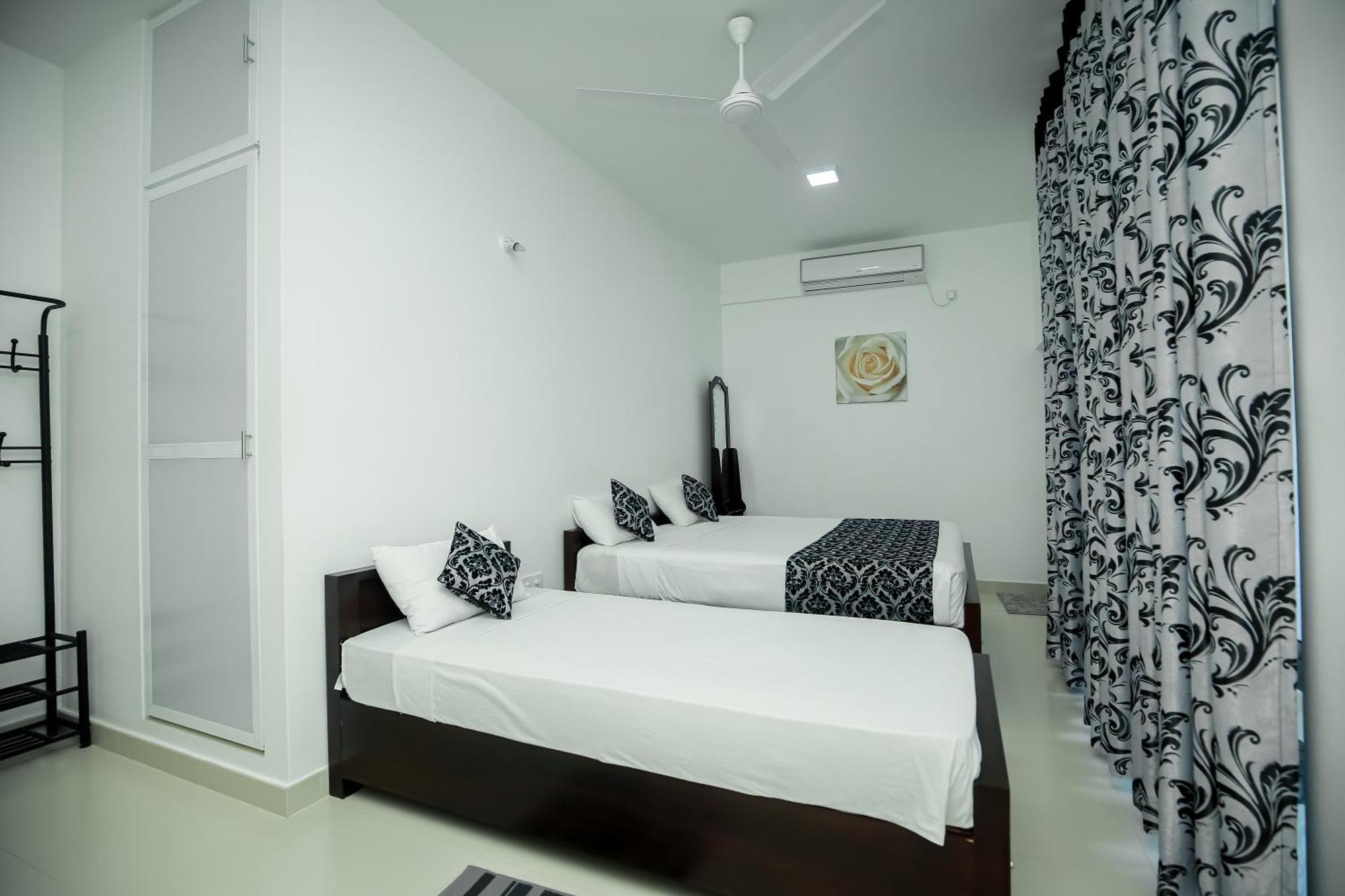 Roabaa Guesthouse Batticaloa Room photo