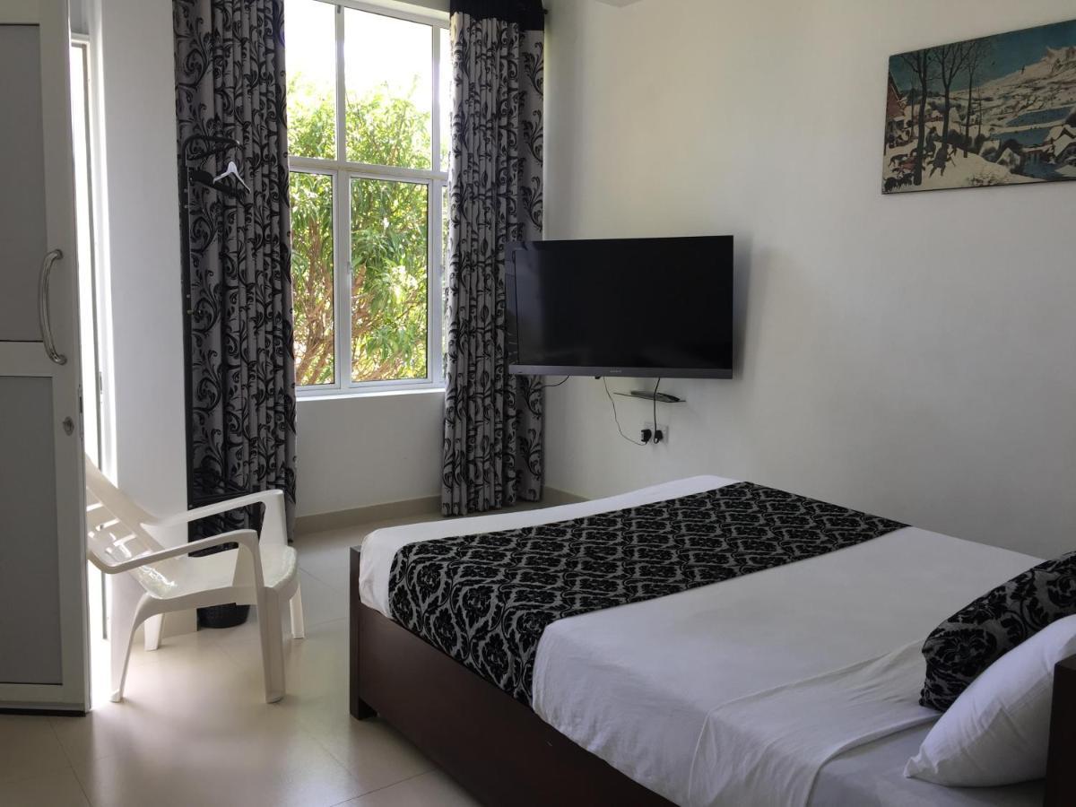 Roabaa Guesthouse Batticaloa Exterior photo